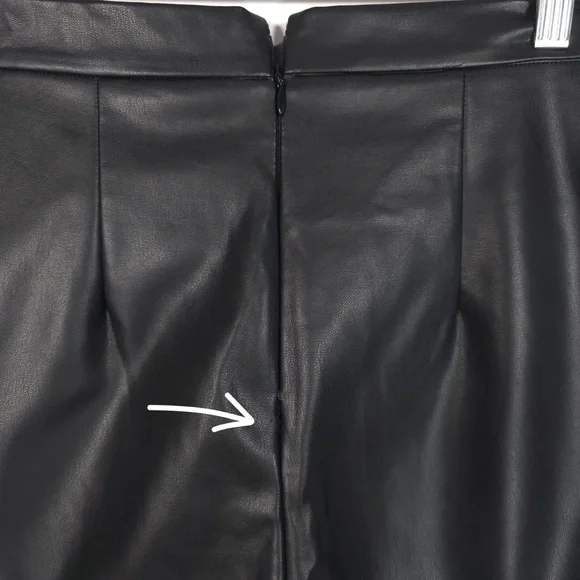 Anthropologie Hutch FAUX LEATHER Pants Flare Black Size‎ 4